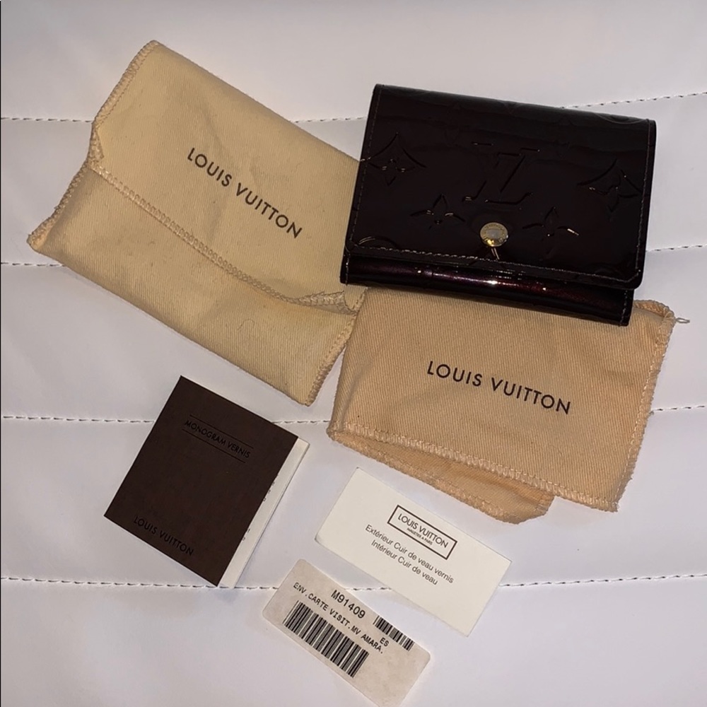 NEW Louis Vuitton Monogram Vernis Card Holder